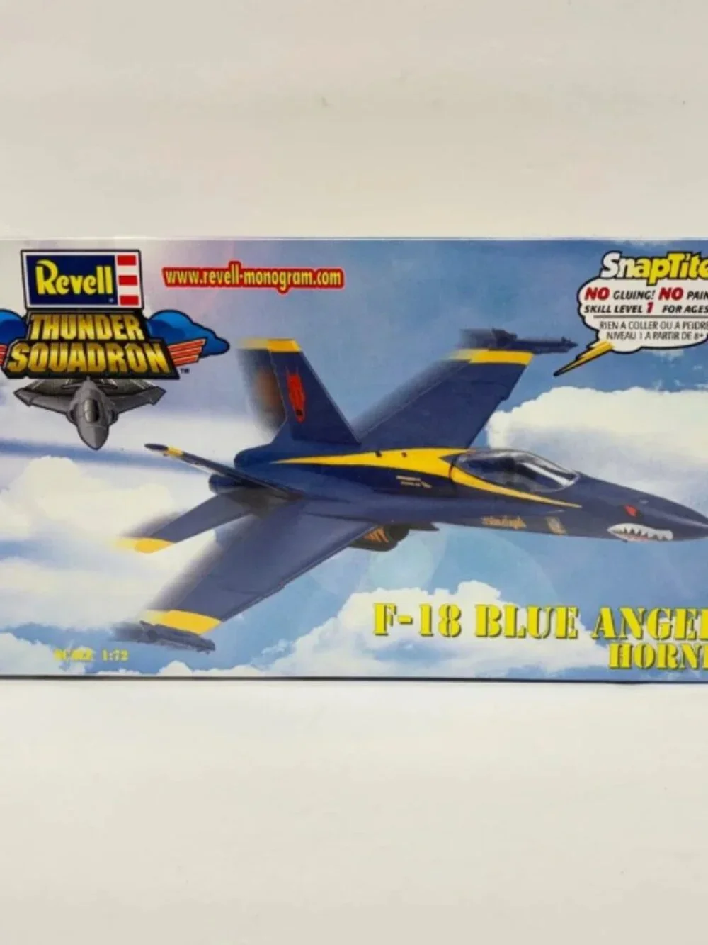 Vintage Model Kit Plane Revell SnapTite F-18 Blue Angels Hornet Model Kit 1:72